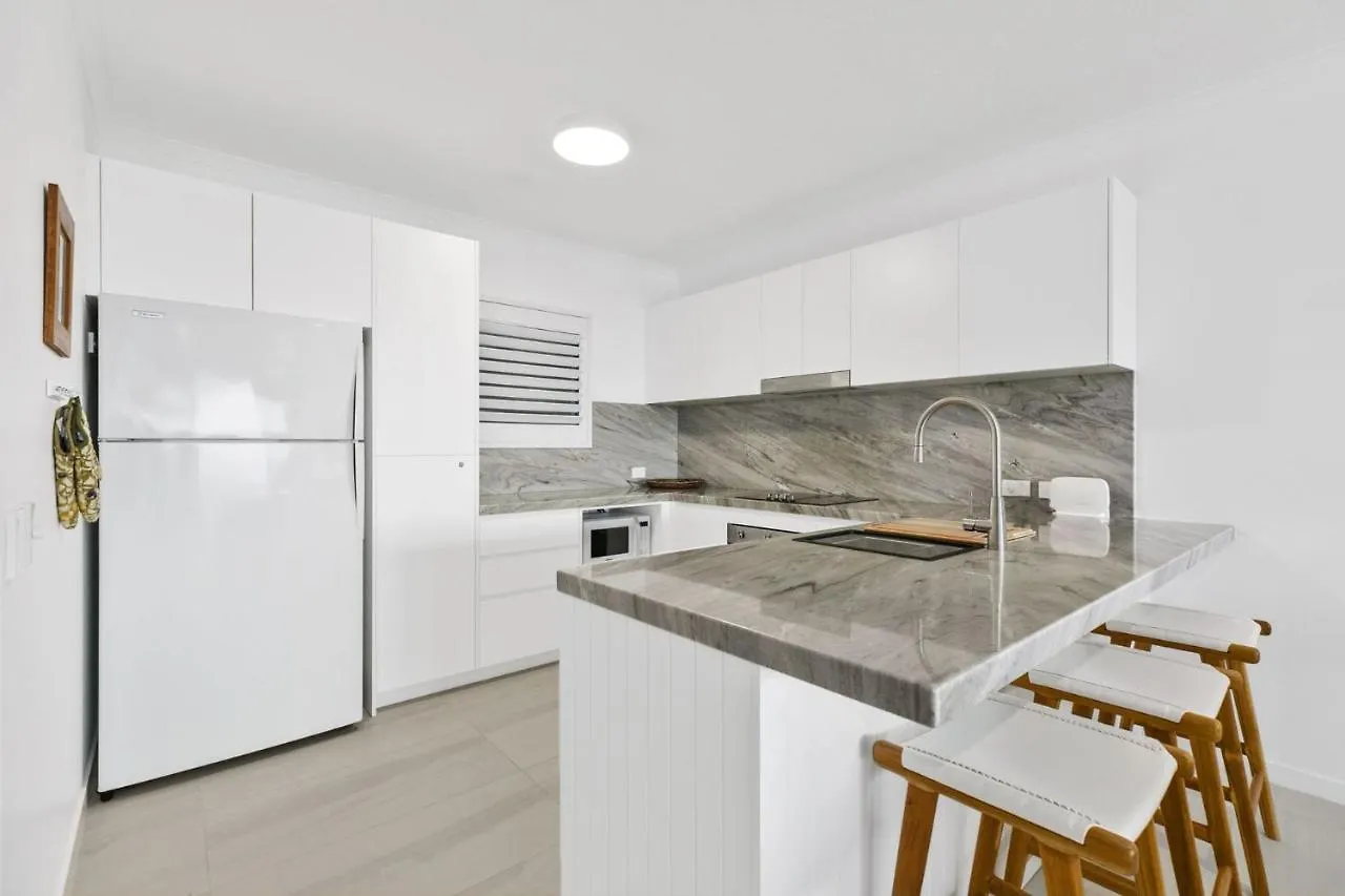 Unit 5 Vista Pacific 12 14 Bryan Street Sunshine Beach Apartment